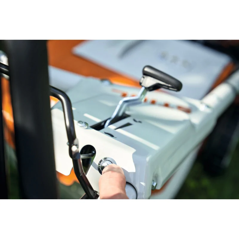 Tondeuse thermique RM 650 T STIHL 48 cm 2000 m²